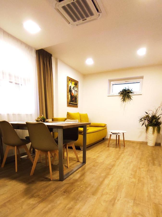 Na Vyhlidce Apartment *